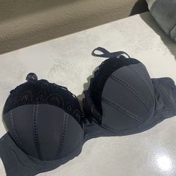Women’s padded bra 38C