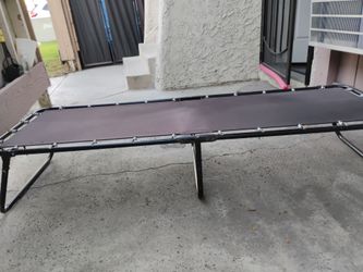 Rollaway bed used no mattress