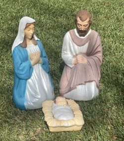 Nativity 3 Piece Set 28" Lighted Blow Mold Mary Joseph Baby Jesus General Foam