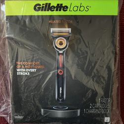 GilletteLabs Heated Razor Starter Kit by Gillette