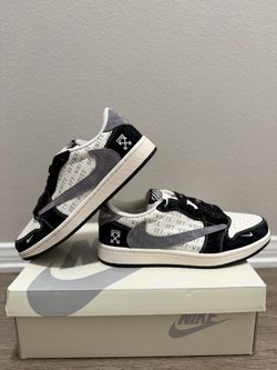 Size 8.5 Sheeesh These Are Cleannn Travis Scottsss Nike Off Whiteeee 