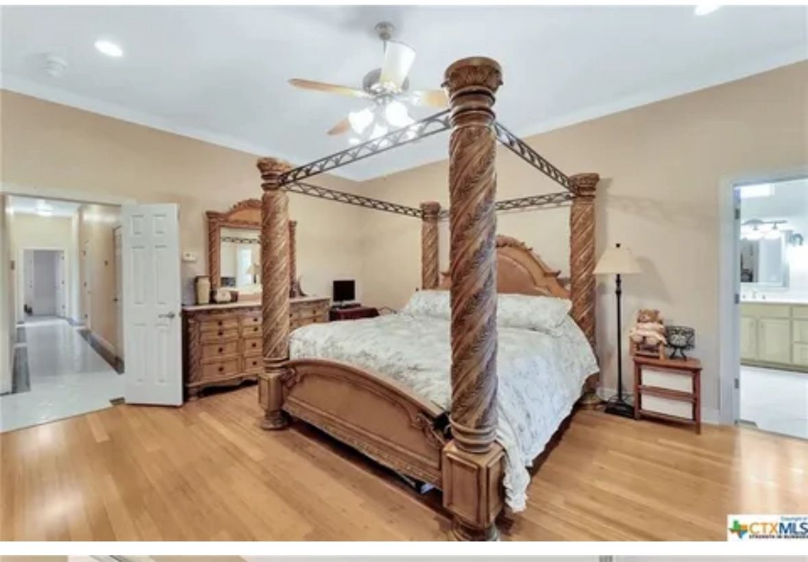 King Bedroom Set