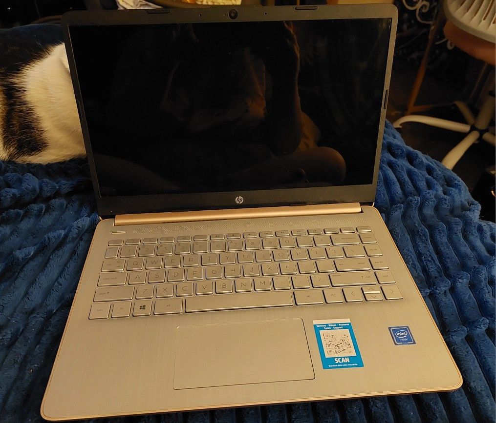 HP Intel Celeron 64gb 14 Inch Screen 4gb Ram Rose Gold