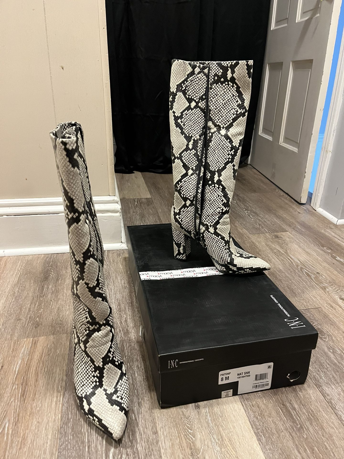 Snake thigh boots