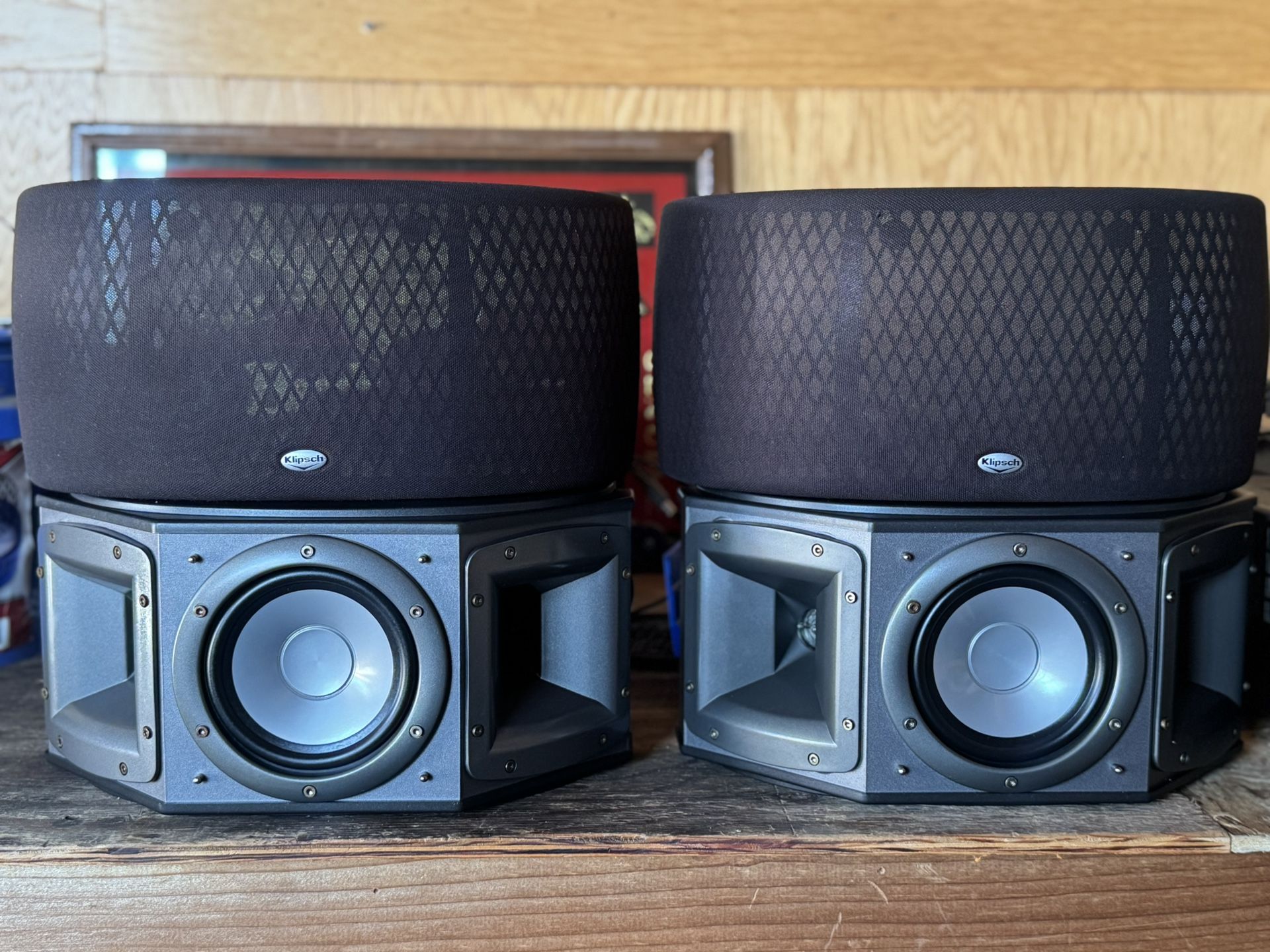 Klipsch Surround Sound Speakers And Yamaha Receiver