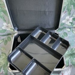 Vaultz Cash Box Tray Combination No Key Metal Box Like NEW