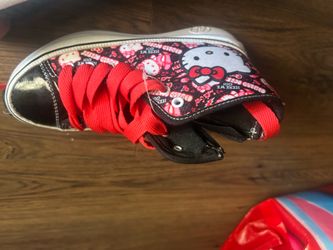 Heelys x Hello Kitty Kids Veloz Chi Black & Pink Shoes