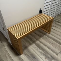 wood bench 