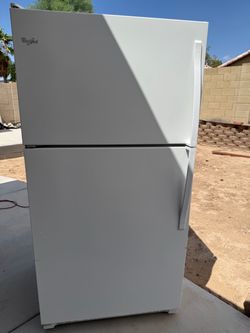 Whirlpool Refrigerator (21 Cu Ft)