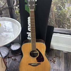 Yamaha FG730S red label acoustic guitar , perfect