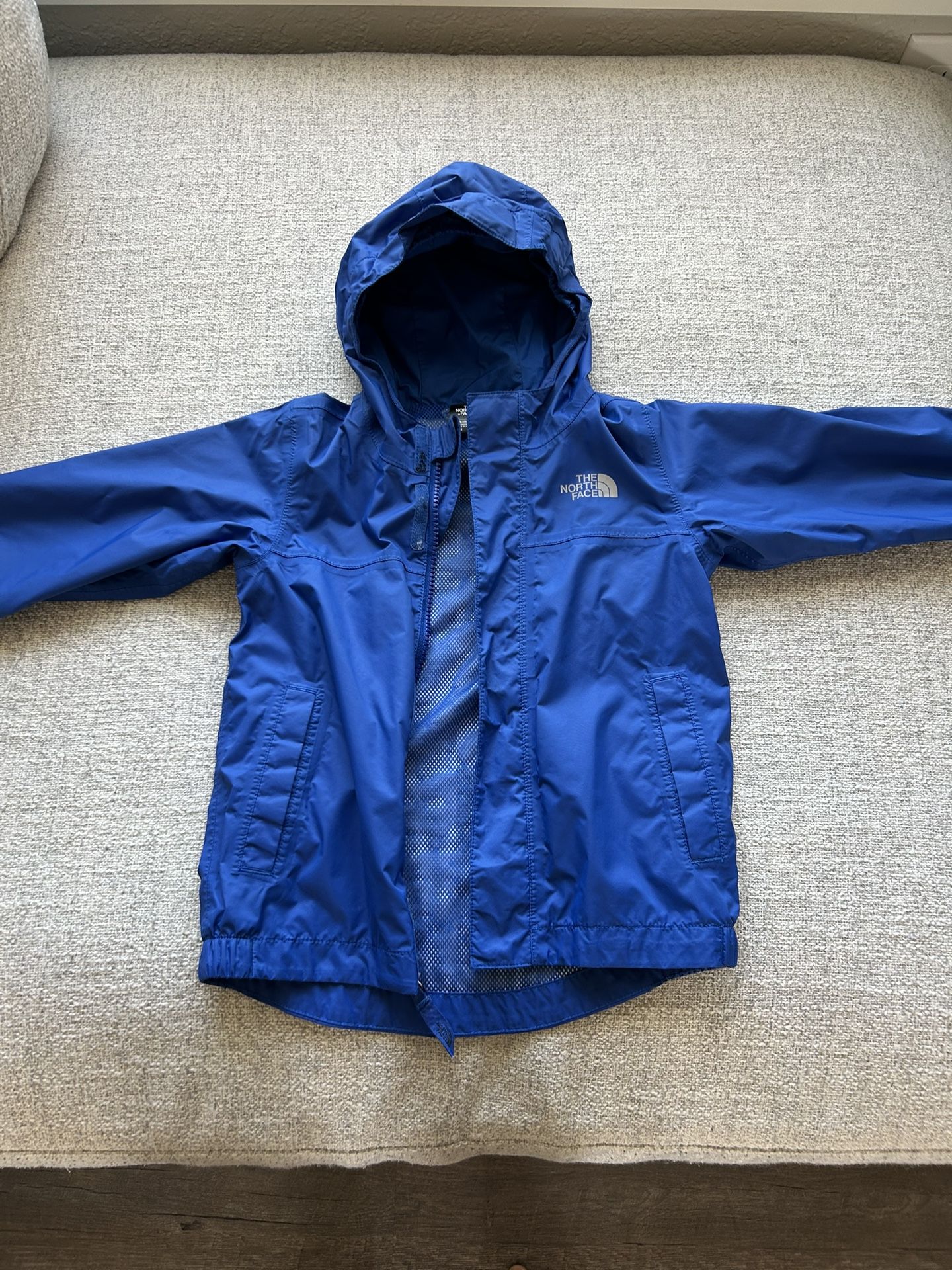 North Face Toddler Boy Rain jacket (3T)