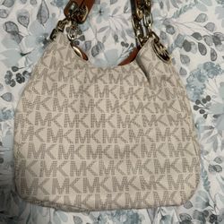 Michael Kors Purse With Wallet 