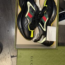 Men’s Shoes 