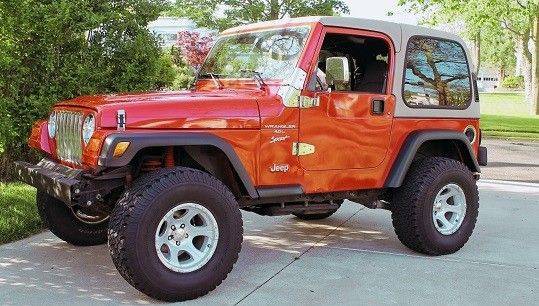 2OO1 Jeep Wrangler Sport 4x4 Excellent