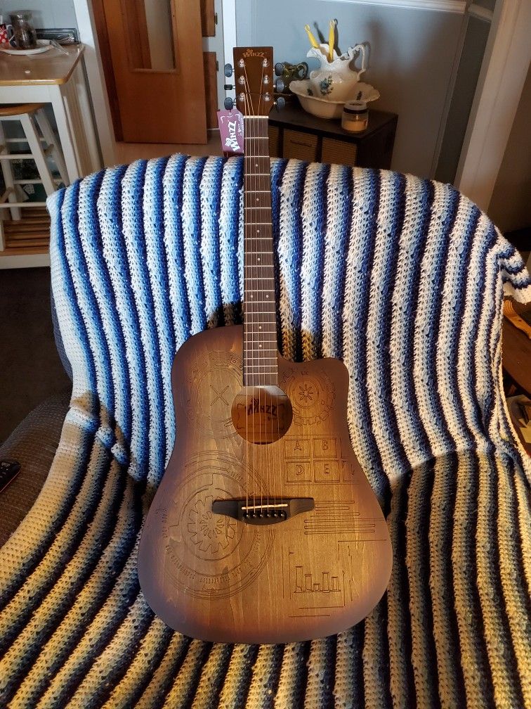 NEW Winzz Guitar + Extras