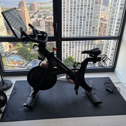 Peloton Bike