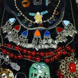 Vintage Jewelry Lot 