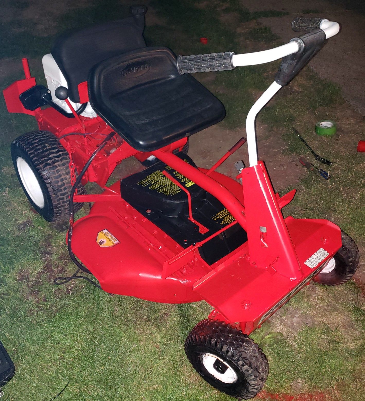 SNAPPER VINTAGE RIDING MOWER for Sale in Renton, WA OfferUp