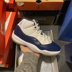 Jordan Win Like 82 11s size 8.5 USED But Clean