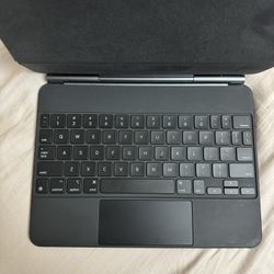 iPad Magic Keyboard 11 Inch