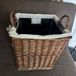 Wicker Trash Bin