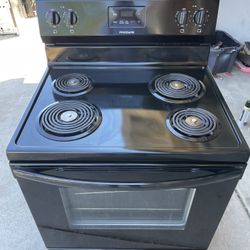 Frigidaire Electric Stove 