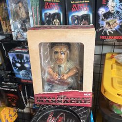 Leatherface MD5 Mezco Toys The Texas Chainsaw Massacre