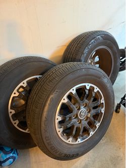 2022+ Toyota Tundra TRD Off-Road OEM Wheels & Tires