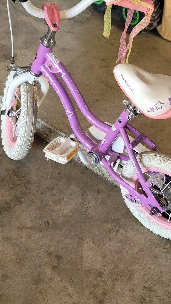 2 Little Girls Bikes With Training Wheels,  25 Each 