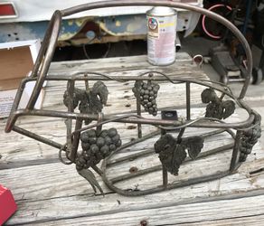 Black Metal Grape Bottle Holder