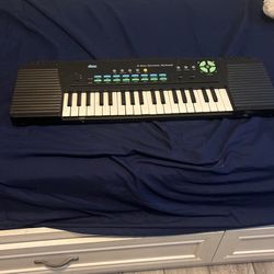 Electronic Keyboard 