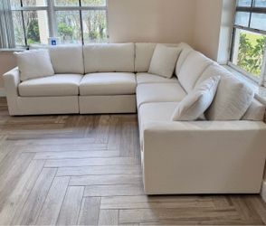 Large Cream Sectional Sofa-no credit needed-same day delivery