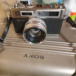 Electro 35 Camera