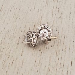 14KT 1CT Diamond Earrings