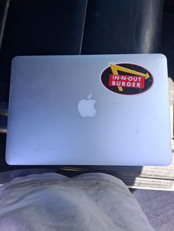 For sale (for parts only) Mac book pro 2015