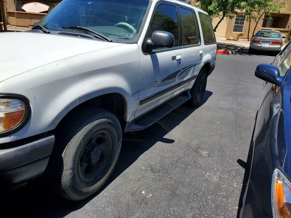 2000 ford explorer 5.0 AWD