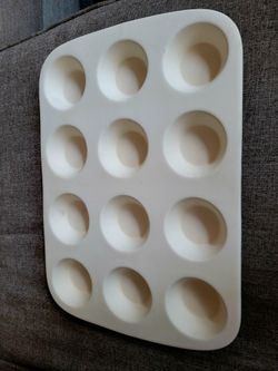 Cupcake/Muffin Pan-Stoneware