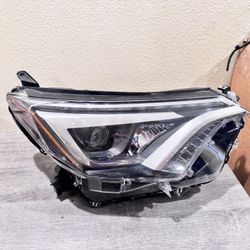 2016 To 2018 TOYOTA RAV4 RH HEADLIGHT LED 
