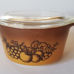 PYREX Old Orchard Casserole Dish 473 1 Qt Quart W/ Clear PYREX Lid 470C
