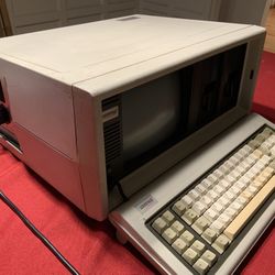 Compaq Portable Computer – Vintage 1980s – Not Working / For Parts or Repair
