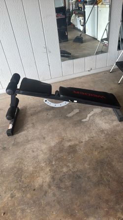 Weirder weight bench