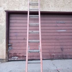 12 Foot Double Extending ladder 🪜
