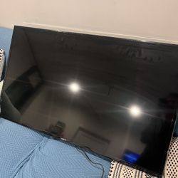 Samsung Smart TV – Great Condition