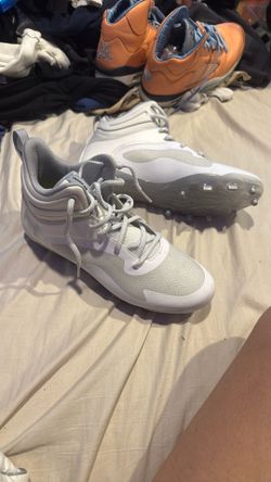 Football Cleats- Under Armour
