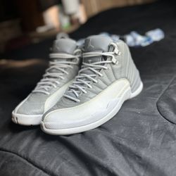 Jordan 12 “Stealth”