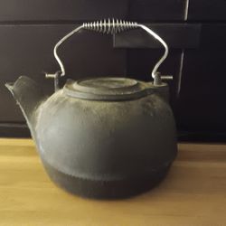 Cast-iron Tea Kettle 