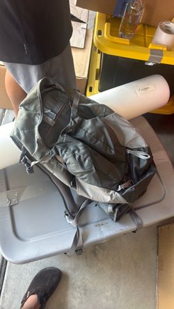 Black diamond hiking back pack