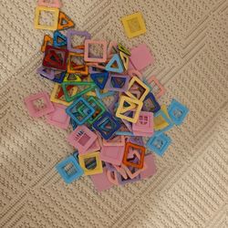 110 Pieces Magnatiles