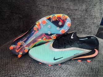 Nike phantom 6 low elite AG Pro chrome/black soccer cleats men’s Size 7.5