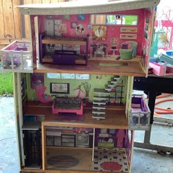 Dollhouse